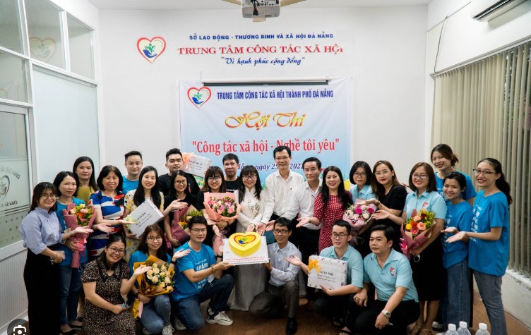 Khóa Đào Tạo Cấp Chứng Chỉ Công Tác Xã Hội Trong Bệnh Viện – Học Online, Nhận Chứng Chỉ Chính Quy 7 cong-tac-xa-hoi 2