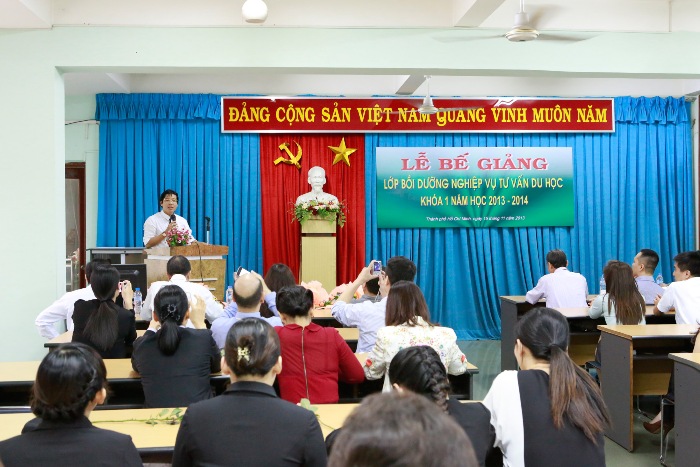 chung chi nghiep vu tu van du hoc2 Những quy định về hoạt động tư vấn du học bạn phải biết